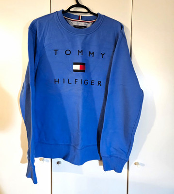 Tommy Hilfiger Men s Blue Graphic Logo Crewneck Pullover Sweatshirt L