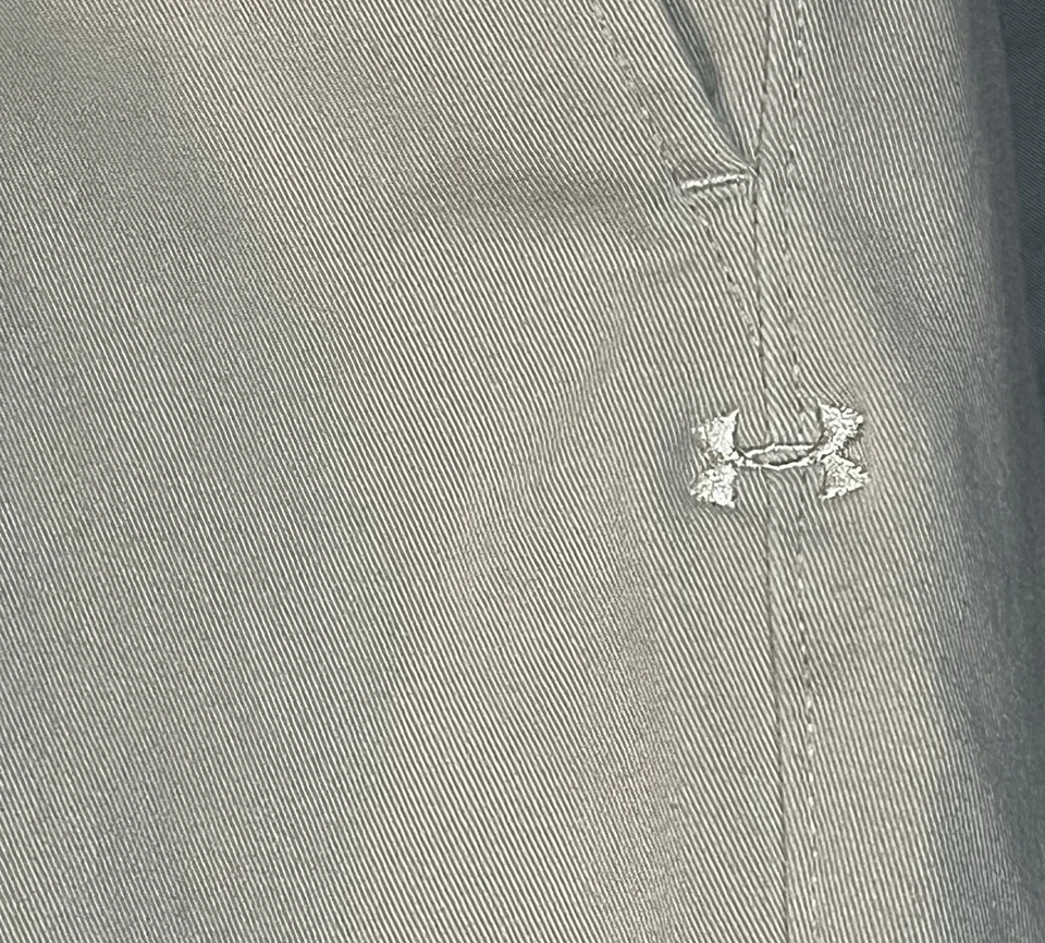 Pantalones de golf Under Armour Match Play para hombre 34x30 sueltos beige caqui Foto 4 de 4