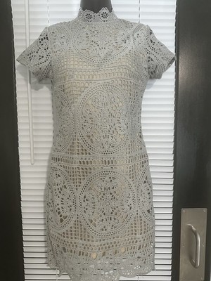 boohoo Gray Crochet Shift Dress with High Neck Short Sleeve Zip (10)