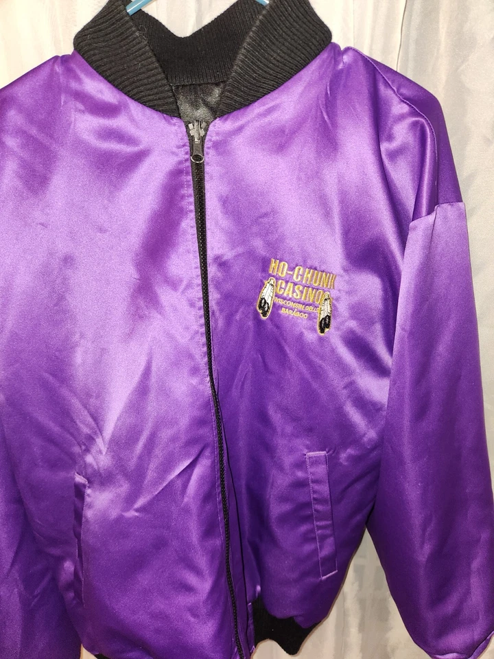 Chaqueta de satén púrpura grande de casino Ho-chunk reversible vintage de los años 90 Foto 2 de 4