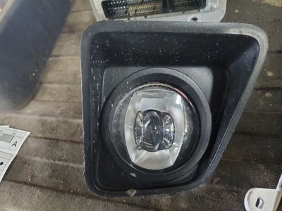 Passenger Corner/Park Light Fog-driving Round Shaped Fits 16-23 TACOMA 1847498