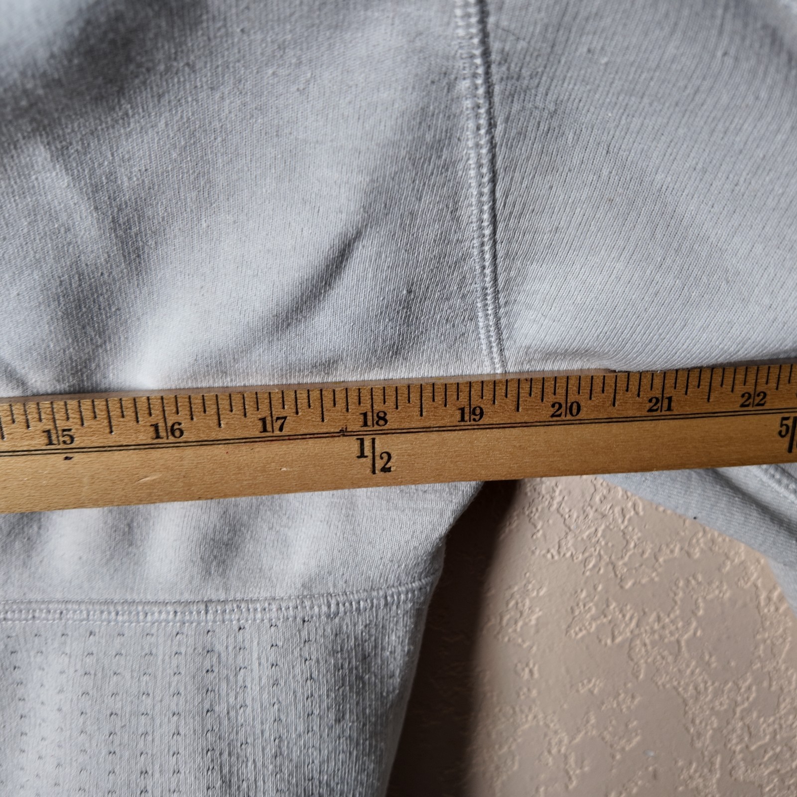 Nike sportswear Team USA  S cropped media jacket with "USA" detail on the cuff. thumbnail 8