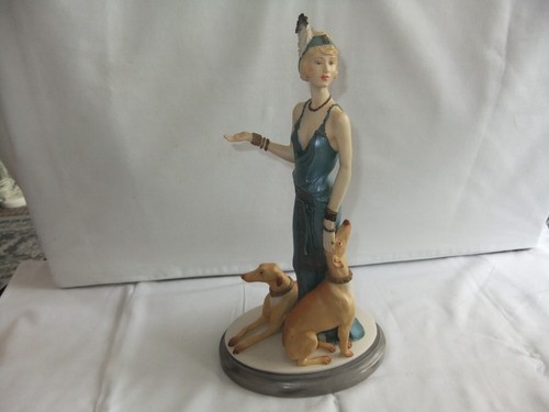 Royal Doulton Figurine ~ Classique Series ~ VICTORIA ~ CL4016 by Timothy Potts - Picture 2 of 13