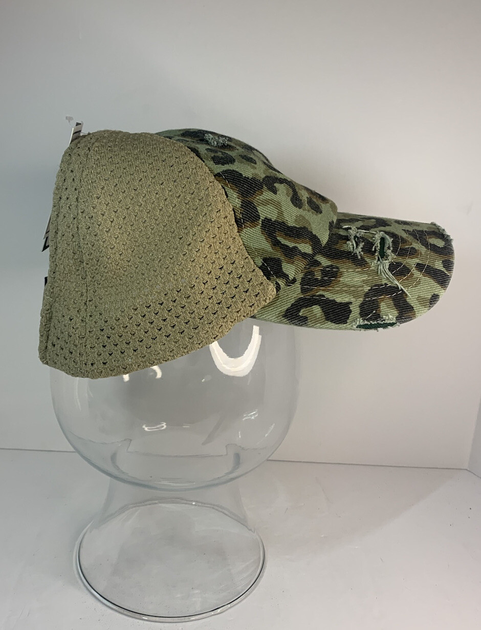 C.C. Berretto pony vintage stampa leopardata invecchiata sportiva con retro in maglia nuovo con etichette