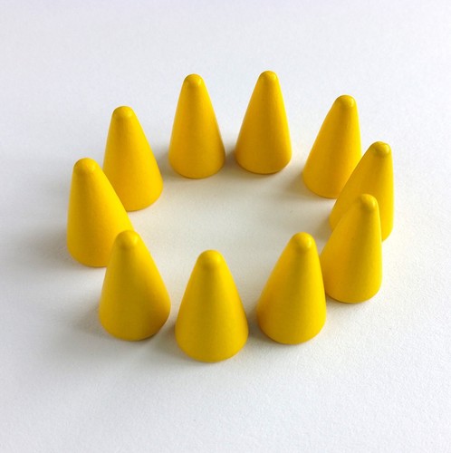 10 Wooden Cones Conical Board Game Pieces Pawns Counters Tokens Tabletop Games - Picture 32 of 36