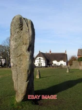 PHOTO  THE RIDGEWAY CLOSEUP OF 1 OF THE STONES