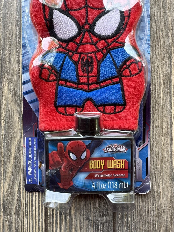 Marvel Ultimate Spider-Man Bath Time Embroidered Wash Mitt and Body Wash - Image 4 of 4