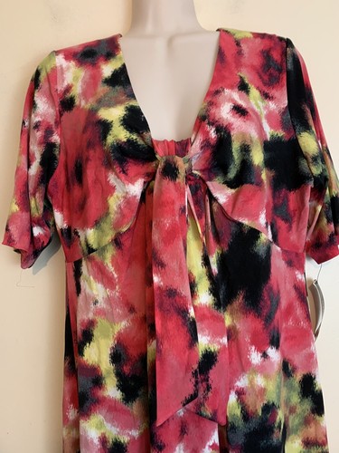 Alfani Petite NWT Black Pink Empire Waist Dress Knit Short Sleeve Size P L - Picture 2 of 6