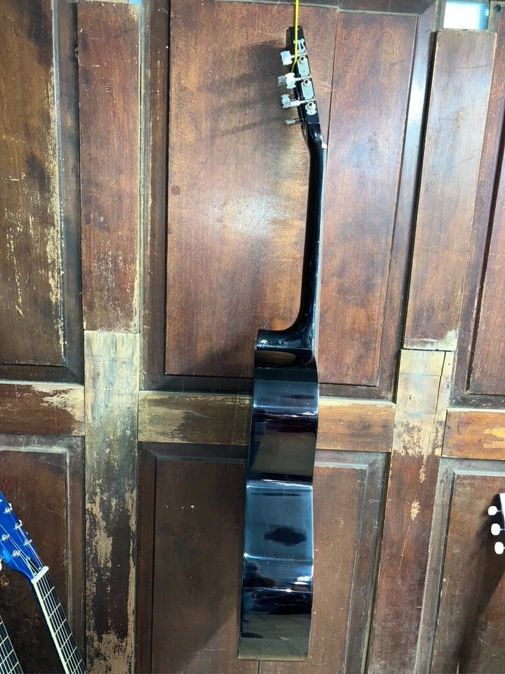 Lucida LK-2 Ful Size Classical Nylon String Acoustic Student Folk Guitar - Image 2 of 4