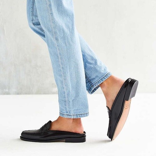 New Urban Outfitters G.H. Bass Wynn Mule Size 7 MSRP: $110 WHITE | eBay
