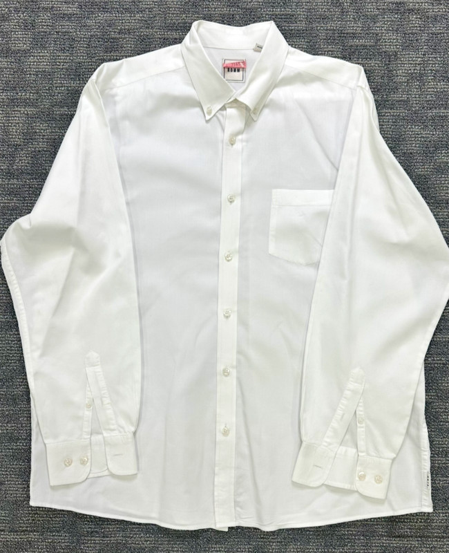 ROWM Mens XL Creme Long Sleeve Dress Shirt with pocket & button down collar
