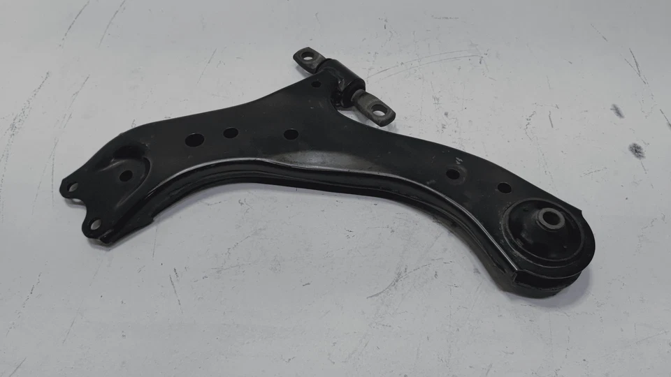 2019-2022 Toyota Avalon Front Left Driver Side Lower Control Arm OEM - Image 3 of 4