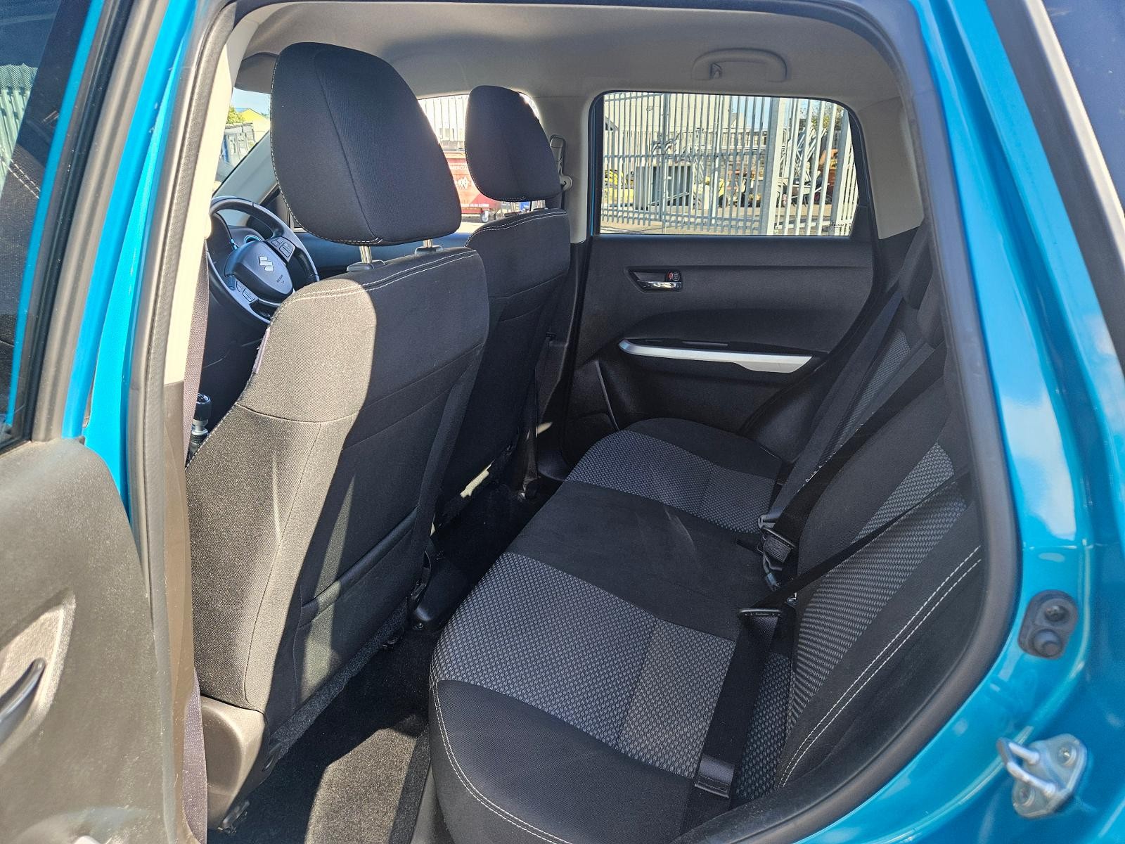 2016 Suzuki Vitara, photograph 11