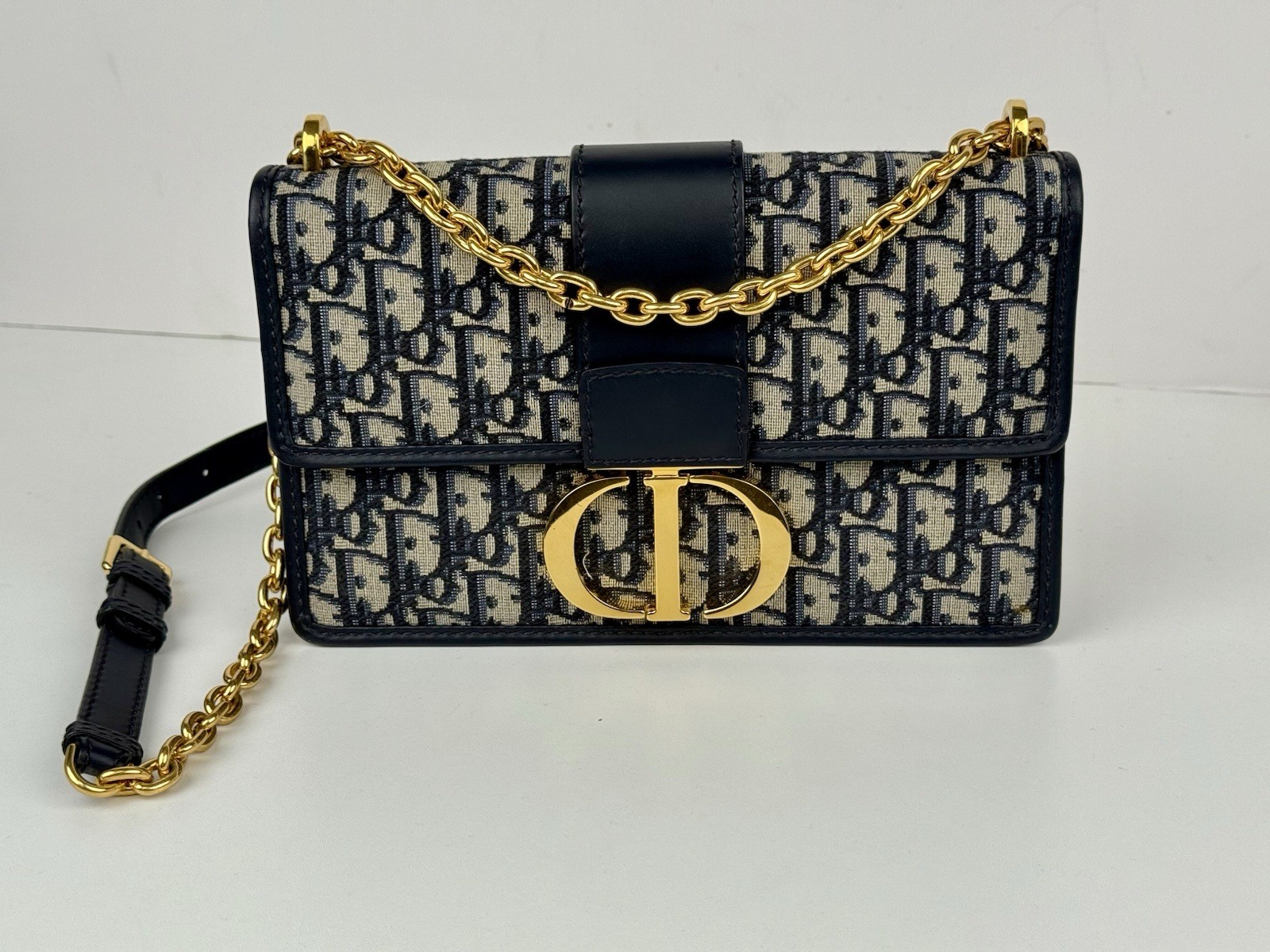 Dior 30 Montaigne East West Chain Flap Bag in Oblique Canvas