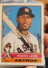 2025 Topps Heritage - Pedro Leon #271 (RC)