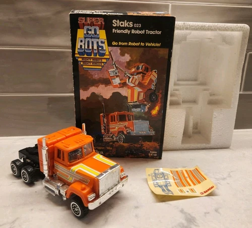 Super GoBots Staks Friendly Robot Tractor w/ Box & Stickers 1984 Tonka 7251