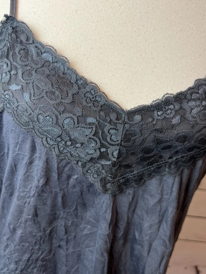 Camiseta sin mangas Y2K Babydoll ribete de encaje cami XL extra grande Elena Gilbert años 90 boho gris Foto 2 de 4
