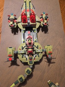 LEGO LEGENDS OF CHIMA: Cragger's Command Ship (70006)