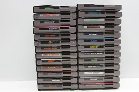 Nintendo NES Console, 2 Controllers, Zapper Gun, 26 Games w Sleeves & Manuals