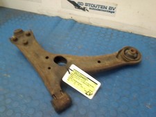 Triangle de suspension Toyota COROLLA