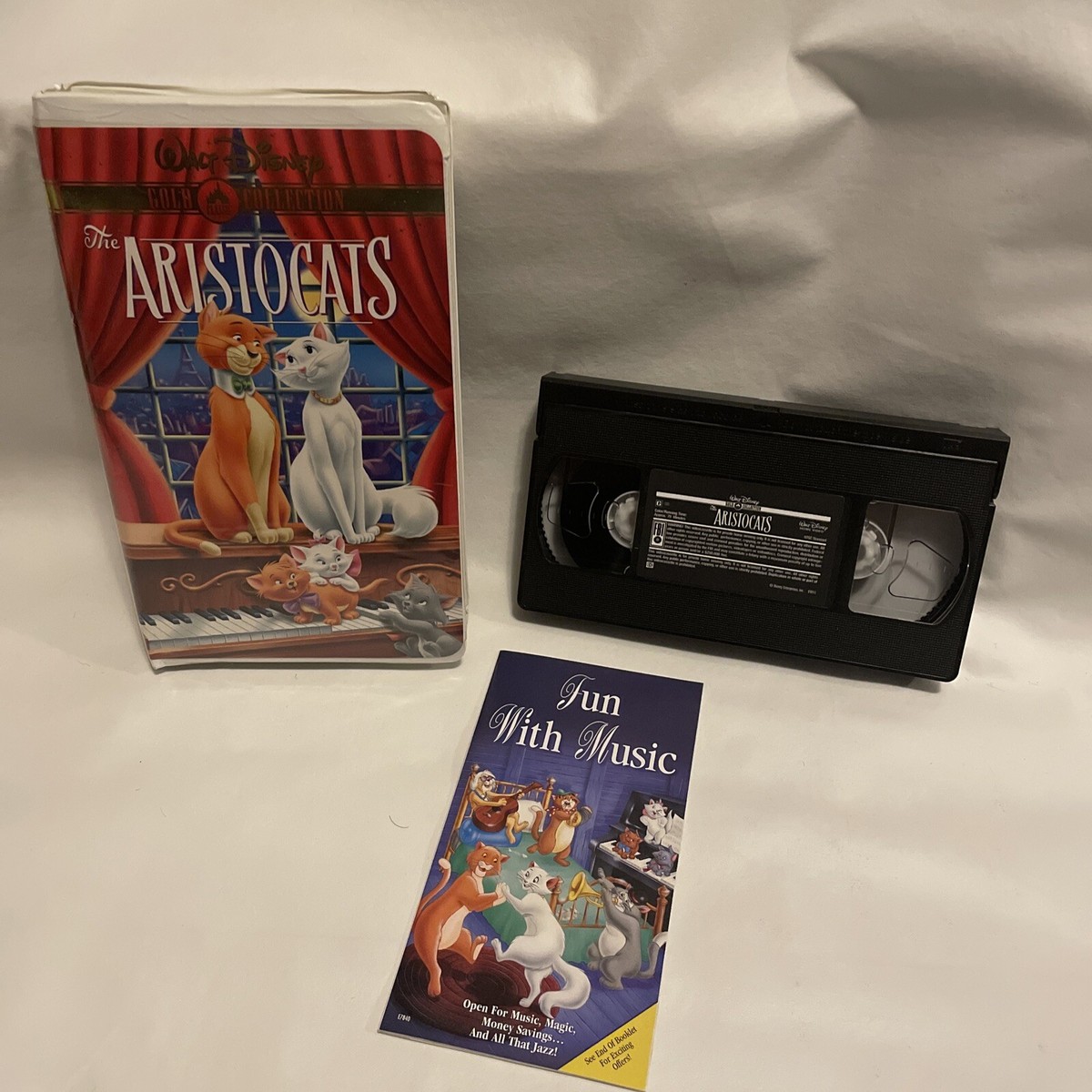 その他 Aristocats [VHS] Amazon.com: The Aristocats [VHS] : Aristocats: Movies & TV