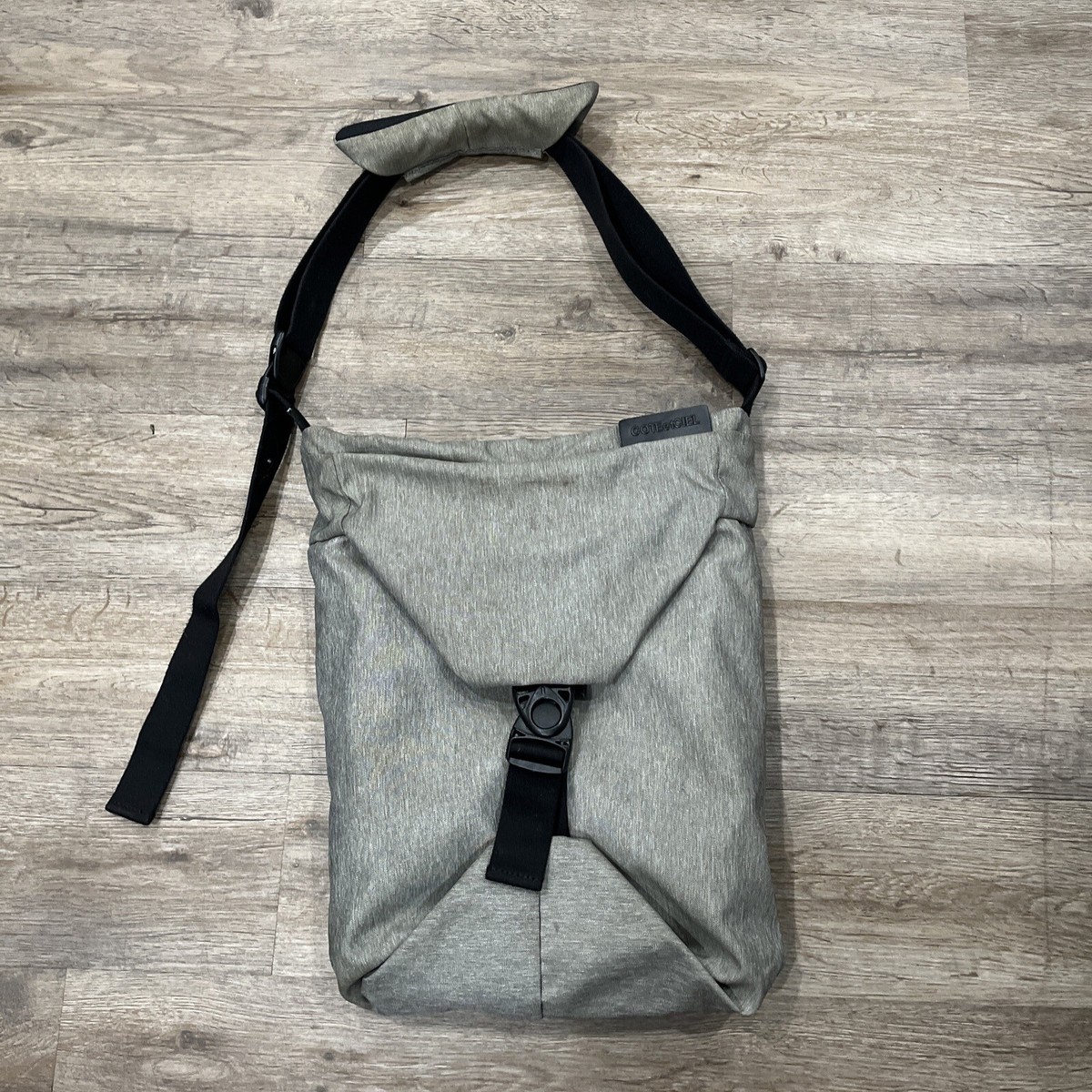 ★TOUT Y EST★ Helix Cross 25 RXBRX24122BRX Cote et Ciel Cross Body Bag Riss Memory Tech For Laptop