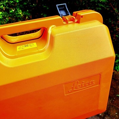 Leica-Koffer / Container / Lens-box