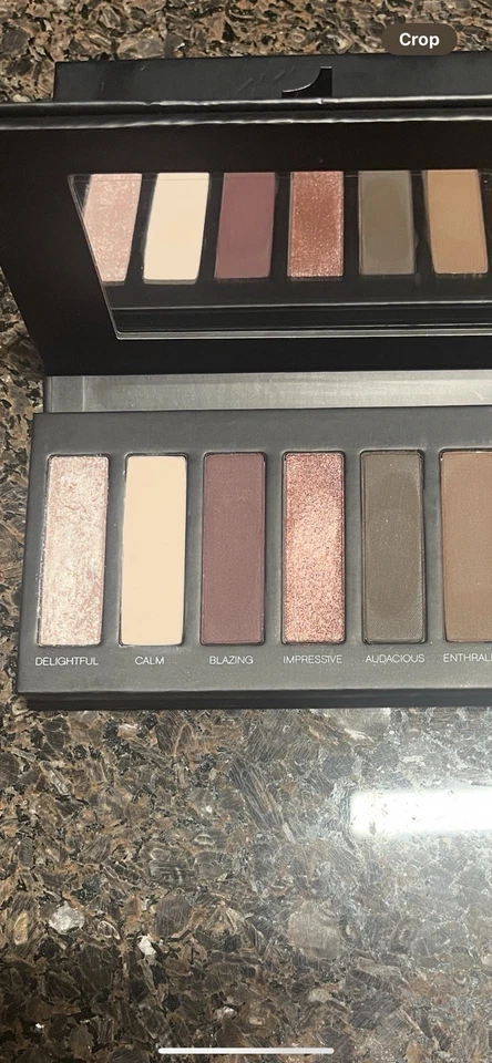 Younique Moodstruck Addiction Eyeshadow Palette 6 - Image 4 of 4