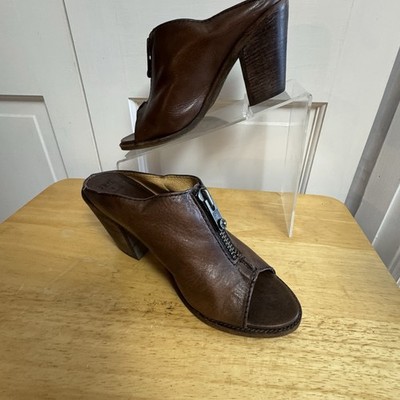 FRYE Izzy Mules 8 Brown Peep Toe Slides Zip Top Leather Western 3 Inch Heels