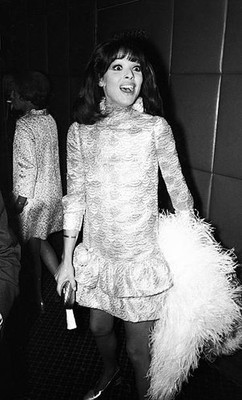 Elsa Martinelli at the premiere of the film Romeo Juliet Paris In - Old Photo 1