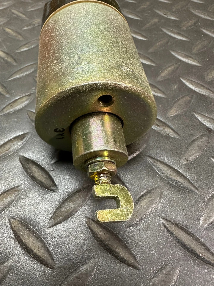 Interruptor solenóide de partida Bosch - 31 500 - Para Toyota Cressida e Land Cruiser - Imagem 3 de 4