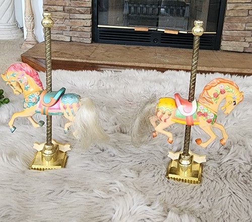 Lot Of 2 Rare Vintage Matchbox Carousel Collection Classic Horse's 1989 - Picture 2 of 8