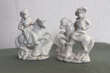 COPPIA DI ANTICHE STATUETTE FRANCESI IN PORCELLANA BIANCA INIZIO 1900