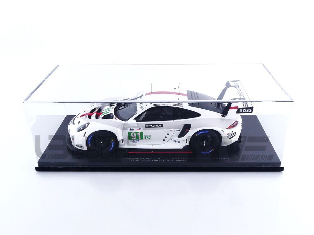 ポルシェ911RSR Winner LMGTE ルマン 2022 トロフィー付き ポルシェ911RSR Winner LMGTE ルマン 2022 トロフィー付き