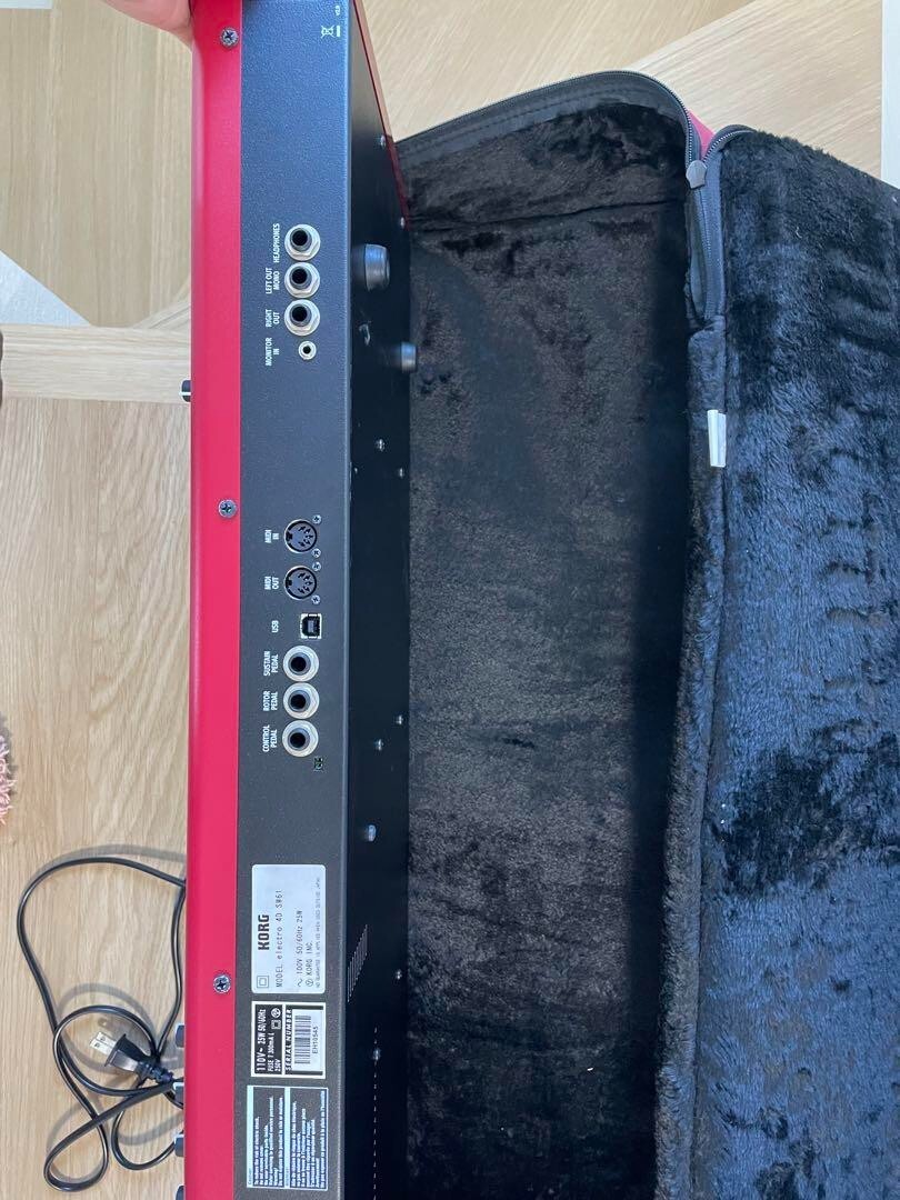 Clavia Nord Electro 4D 61 Key Keyboard Piano Drawbars Organ Set Very