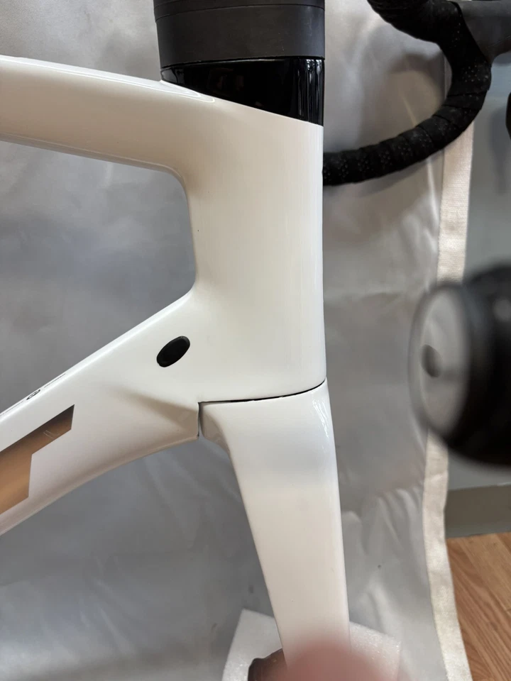 Cuadro Felt AR Advanced 105 Di2 talla 58 + Foto 3 de 4