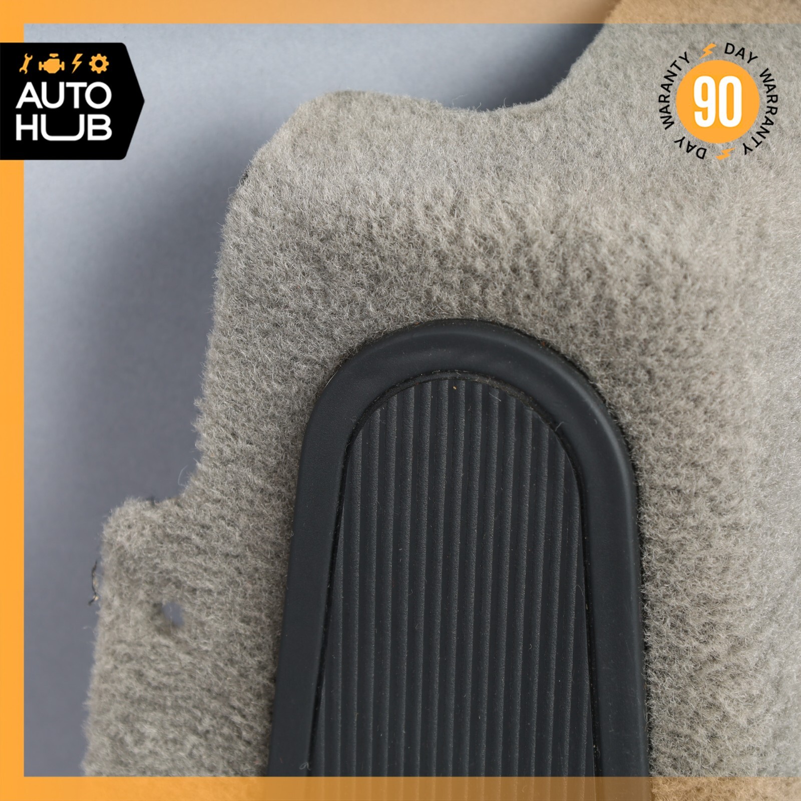 03-19 Maserati Quattroporte M139 Front Left Foot Rest Cover 67644900 OEM