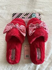 JUICY COUTURE STRAWBERRY RED JD HEDWIG SLIPPERS ADORABLE   Gingham Bow