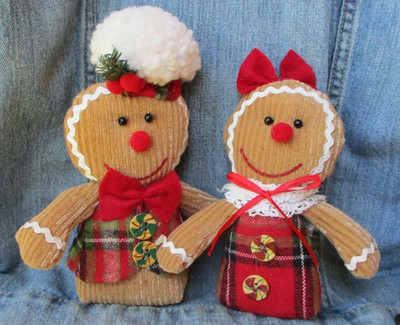 Set of 2 MR. & MRS GINGERBREAD MAN PLUSH Christmas Decor Beanbag BB2