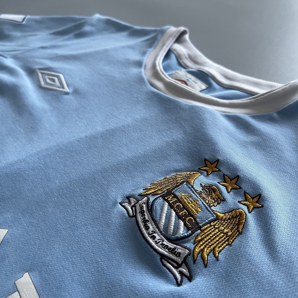 UMBROマンチェスター・シティ09/113rd TEVEZ 32 サイズ38 UMBRO