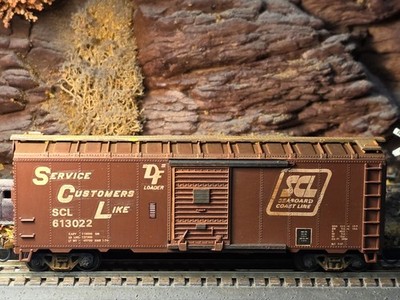 HO SCL 40FT Box Car,Pro Weathered