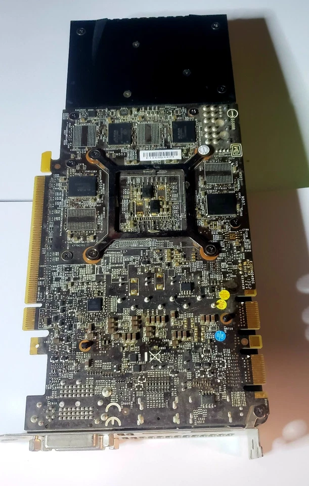 MSI NVIDIA GeForce GTX 670 2GB GDDR5 PCI Express 3.0 N670GTX-PM2D2GD5/OC - Image 3 of 3