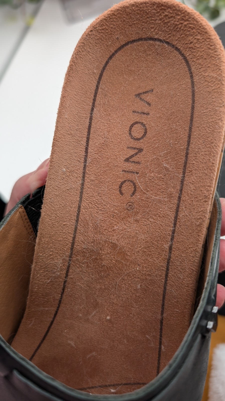 Vionic Cindy Black Leather Toe-Loop Slide Sandals… - image 9