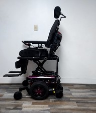 QUANTUM EDGE 3 WHEELCHAIR, TILT, RECLINE,LEGS,LIFT. 20 MILES ONLY.