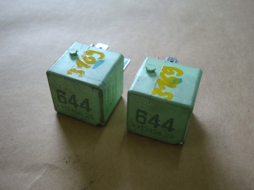 2x Relais für Kraftstoffpumpe VW Up 1.0 Move 2014 4H0951253