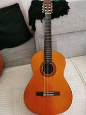 Akustik Gitarre (mit komplett Zubehör + Lernhefte) Yamaha Modell CGS 104 A