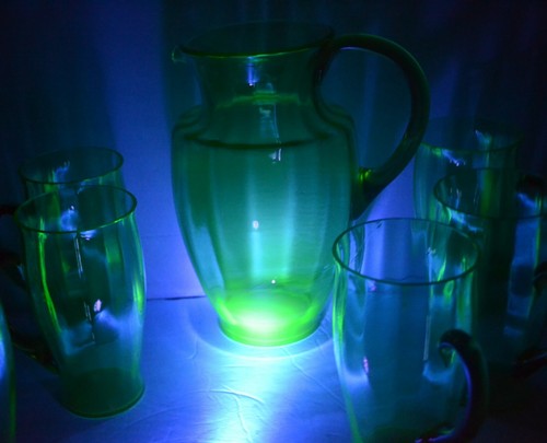 STEUBEN POMONA GREEN VASELINE GLASS LEMONADE SET # 6232 PITCHER WITH SIX CUPS - Picture 9 of 12