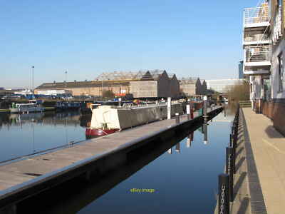 Photo 12x8 Nora narrowboat moored in Brentford Lock basin Nora's licence s c2016