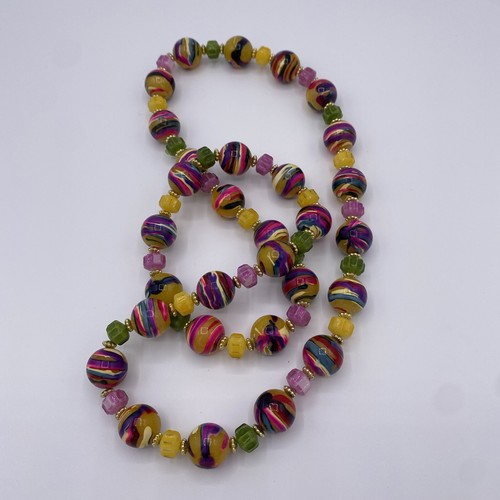 Vintage Mod Swirled Lucite Acrylic Chunky Candy Marble Bead Orb Planet Necklace! - Picture 4 of 6