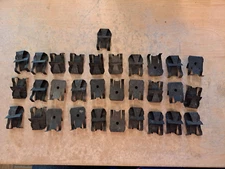 LOT OF 31 NEW B-LINE BA15 TROFFER FIXTURE FASTENER CLIP - CADDY 515